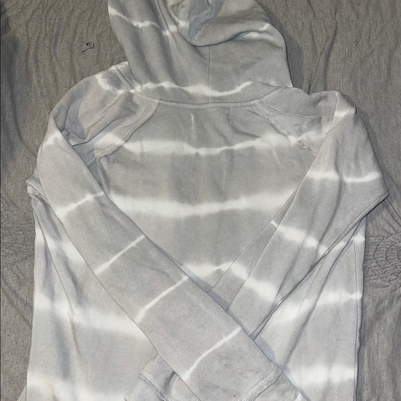 Island gypsy beachy hoodie - Picture 3 of 3